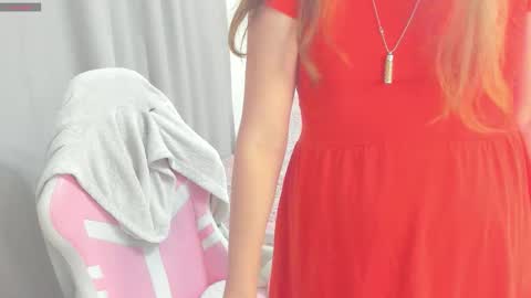 Snapshot of cute_kate0 chatting on 11/11/25, 10:04 cute_kate0 online show from 11/11/25, 10:04