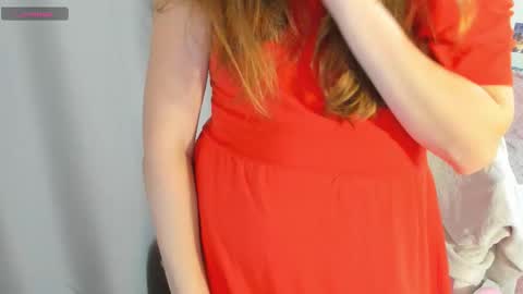 Snapshot of cute_kate0 chatting on 11/21/25, 01:10 cute_kate0 online show from 11/21/25, 01:10