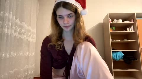 cute_kitte online show from 01/04/25, 06:51