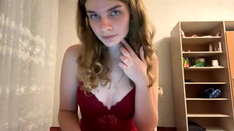 cute_kitte online show from 01/28/25, 04:19