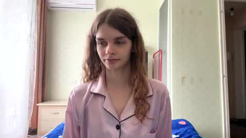 cute_kitte online show from 10/05/25, 07:28