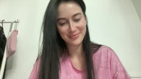 Snapshot of cute_kriss94 chatting on 05/06/26, 08:36 cute_kriss94 online show from 05/06/26, 08:36