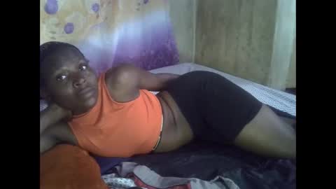 Snapshot of cute_leylah chatting on 03/24/26, 08:41 cute_leylah online show from 03/24/26, 08:41