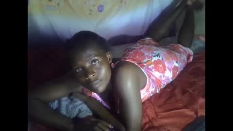 Snapshot of cute_leylah chatting on 04/07/26, 06:52 cute_leylah online show from 04/07/26, 06:52