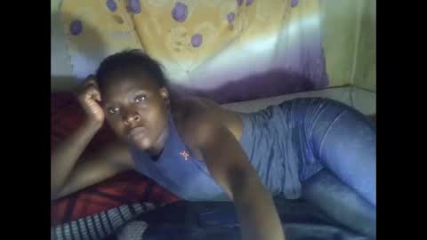 Snapshot of cute_leylah chatting on 04/10/26, 04:23 cute_leylah online show from 04/10/26, 04:23