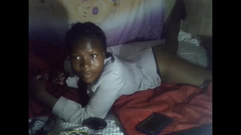 Snapshot of cute_leylah chatting on 04/16/26, 02:34 cute_leylah online show from 04/16/26, 02:34