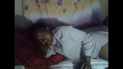 Snapshot of cute_leylah chatting on 04/18/26, 07:58 cute_leylah online show from 04/18/26, 07:58