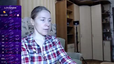 cute_lion_ online show from 02/09/25, 11:36