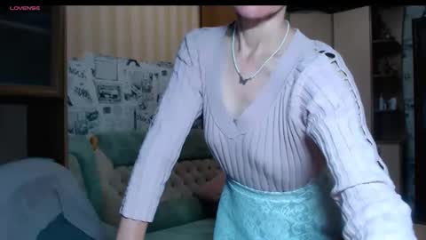 cute_lion_ online show from 11/08/25, 12:05