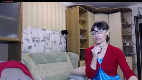 cute_lion_ online show from 12/03/25, 01:42