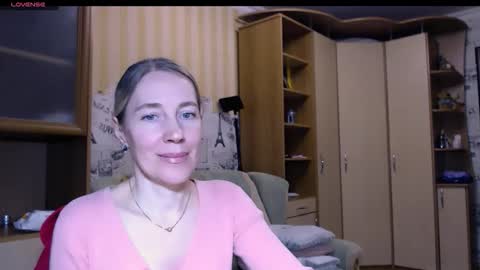 cute_lion_ online show from 02/23/26, 09:01