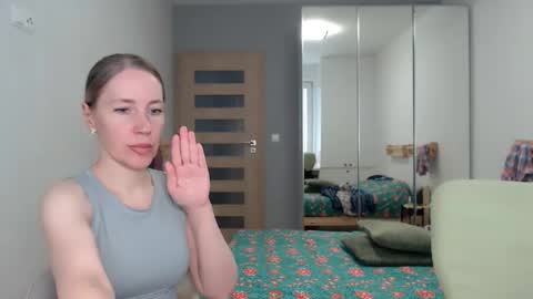 cute_lion_ online show from 05/14/26, 01:40