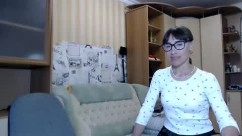 Snapshot of cute_lion_ chatting on 06/21/26, 11:24 cute_lion_ online show from 06/21/26, 11:24