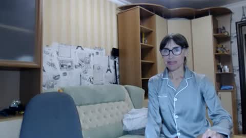 Snapshot of cute_lion_ chatting on 07/09/26, 12:20 cute_lion_ online show from 07/09/26, 12:20