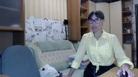 Snapshot of cute_lion_ chatting on 07/12/26, 12:18 cute_lion_ online show from 07/12/26, 12:18