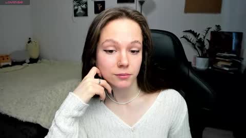 Emily online show from 05/01/26, 11:04