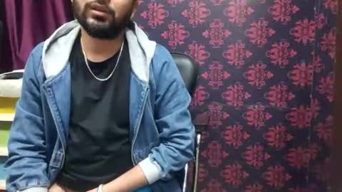 Snapshot of cute_lucky7080 chatting on 02/04/26, 03:29 Cute Lucky online show from 02/04/26, 03:29