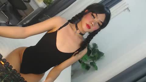 Snapshot of cute_maloi chatting on 03/26/26, 09:37 Jane online show from 03/26/26, 09:37