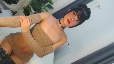 Snapshot of cute_maloi chatting on 03/29/26, 12:16 Jane online show from 03/29/26, 12:16