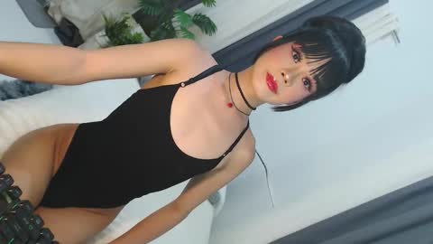 Snapshot of cute_maloi chatting on 04/14/26, 09:48 Jane online show from 04/14/26, 09:48