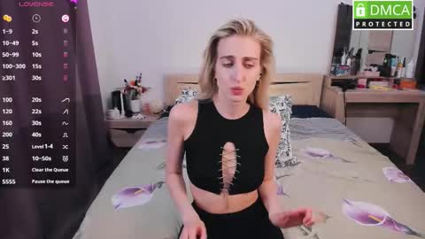 Snapshot of cute_milana chatting on 03/29/26, 12:16 Milana online show from 03/29/26, 12:16