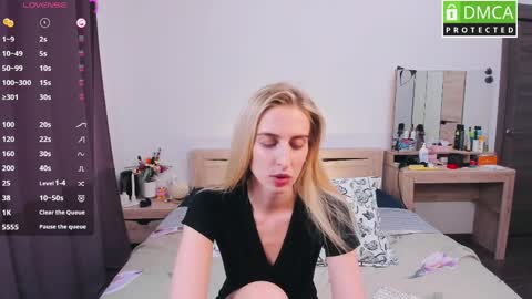 Snapshot of cute_milana chatting on 04/04/26, 09:07 Milana online show from 04/04/26, 09:07