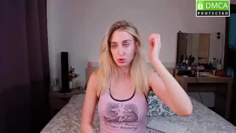Snapshot of cute_milana chatting on 06/23/26, 01:53 Milana online show from 06/23/26, 01:53
