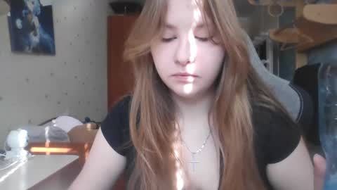 Veronica online show from 03/10/25, 08:37