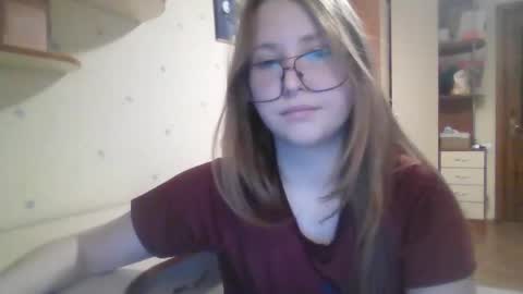 Snapshot of cute_minx chatting on 04/02/26, 08:06 Veronica online show from 04/02/26, 08:06