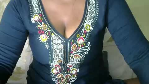 Snapshot of cute_payalji chatting on 03/25/26, 09:54 alia online show from 03/25/26, 09:54