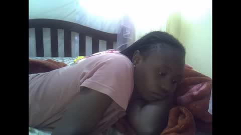 Snapshot of cute_savanna chatting on 09/27/25, 08:30 cute_savanna online show from 09/27/25, 08:30