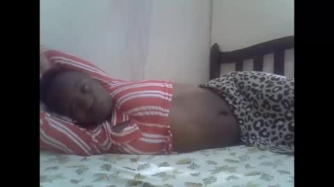 Snapshot of cute_savanna chatting on 10/08/25, 05:05 cute_savanna online show from 10/08/25, 05:05