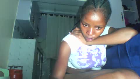 Snapshot of cute_sexy3 chatting on 04/16/26, 06:41 SHARON online show from 04/16/26, 06:41
