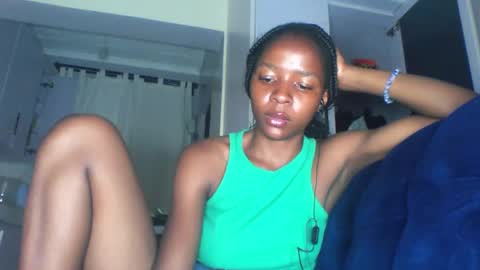 Snapshot of cute_sexy3 chatting on 04/30/26, 10:25 SHARON online show from 04/30/26, 10:25