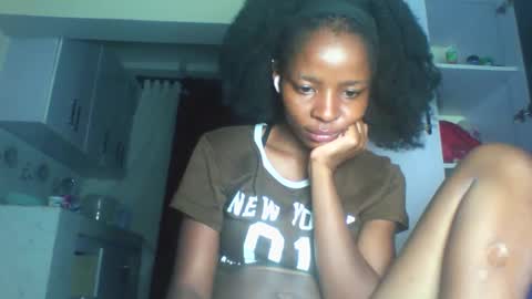 Snapshot of cute_sexy3 chatting on 05/21/26, 08:16 SHARON online show from 05/21/26, 08:16