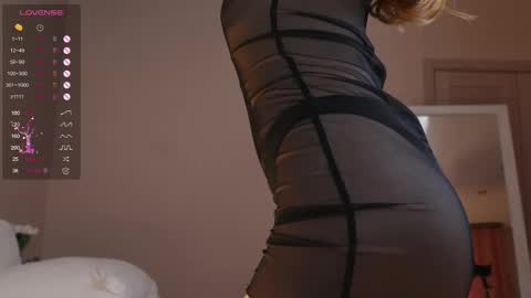 Snapshot of cute_shine chatting on 02/17/25, 08:09 Hey im Kristina Thank you for your support online show from 02/17/25, 08:09