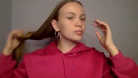 cute_shy06 online show from 12/02/25, 06:25