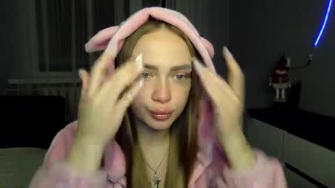 cute_shy06 online show from 01/07/26, 07:05