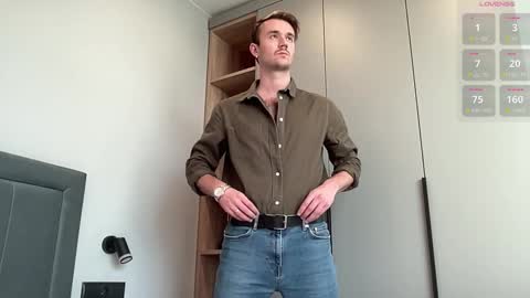 cute_skywalker online show from 09/17/25, 03:14