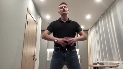 cute_skywalker online show from 10/20/25, 04:24