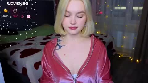 Sue online show from 03/09/25, 04:55