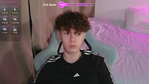 Snapshot of cute_thomas chatting on 04/08/26, 07:36 Thomas - online show from 04/08/26, 07:36