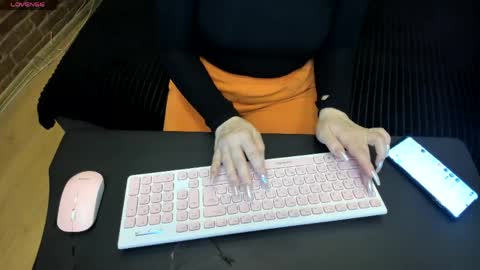 Snapshot of cute_tory chatting on 04/04/26, 07:55 Tory online show from 04/04/26, 07:55