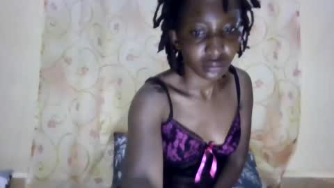 cute_xeniah online show from 09/14/25, 12:21