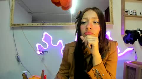 cute_zoe1 online show from 02/21/25, 10:48