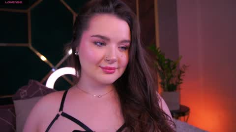 Snapshot of cuteamberr chatting on 01/22/25, 11:43 Amber online show from 01/22/25, 11:43