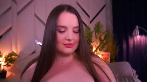 Snapshot of cuteamberr chatting on 09/18/25, 11:18 Amber online show from 09/18/25, 11:18