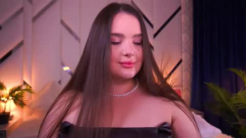 Snapshot of cuteamberr chatting on 09/28/25, 11:32 Amber online show from 09/28/25, 11:32