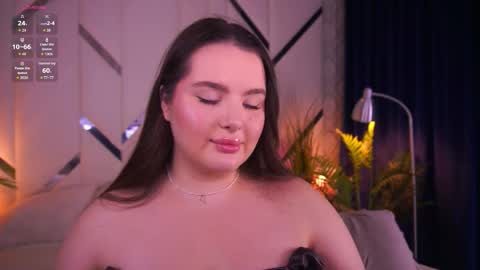 Snapshot of cuteamberr chatting on 11/16/25, 12:38 Amber online show from 11/16/25, 12:38