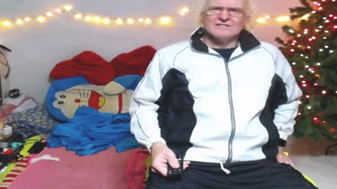 Snapshot of cuteandsexyone chatting on 01/02/25, 06:12 CuteAndSexyOne Na and Brian online show from 01/02/25, 06:12